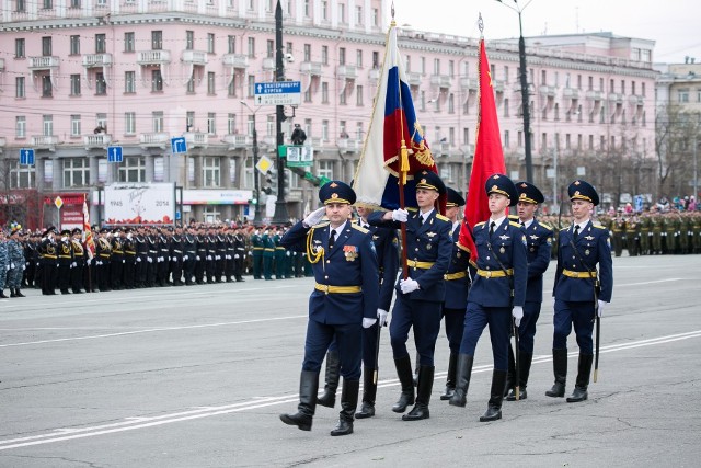 На площади Революции в Челябинске прошел Парад Победы (ФОТО)