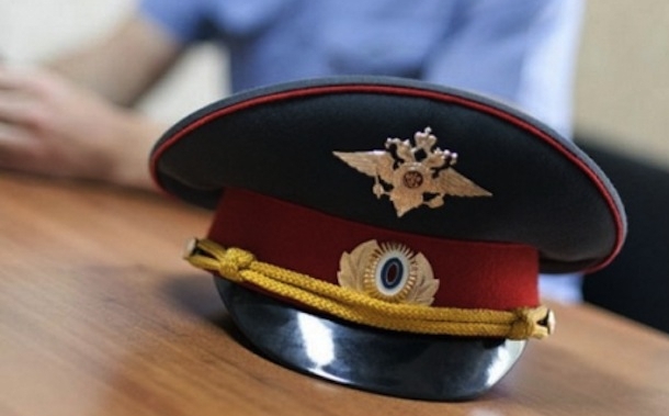 Уволен полицейский, который насмерть сбил двух маленьких детей в Чесме